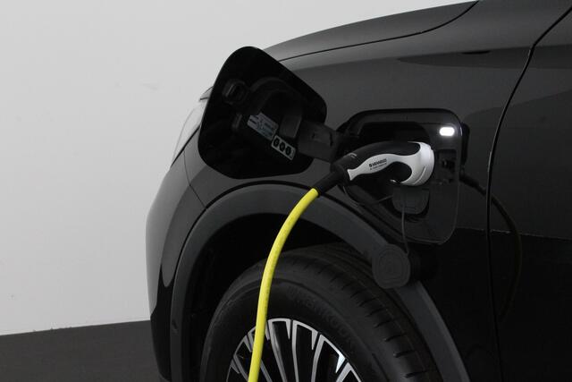 Volkswagen TIGUAN 1.5 eHybrid Life Edition > (nieuw) Grenadilla Black/18inch/IQ/Design-pakket/Winterpakket Plus...