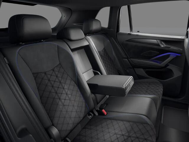 Volkswagen TIGUAN R-Line Edition 1.5 eHybrid 204 PK 6 versn. DSG · Achteruitrijcamera · Draadloze telefoonlader · Black Style Pakket · Trekhaak inklapbaar, met elektrische ontgrendeling, incl. aanhangermanoeuvreerhulp Trailer Assist ·