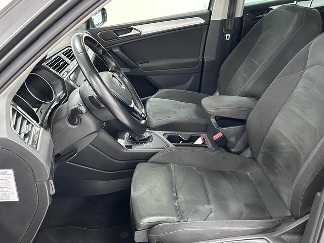 Volkswagen TIGUAN 1.4 TSI ACT Comfortline Business | TREKHAAK | NAVIGATIE | PARKEERSENSOREN VOOR-EN ACHTER | ZOMER-EN WINTERSET