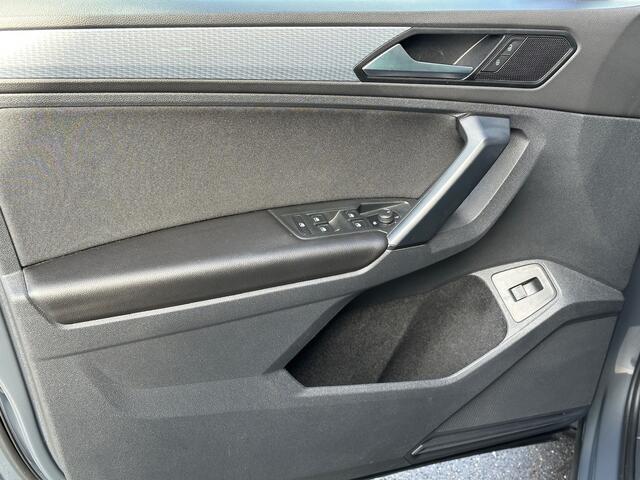 Volkswagen TIGUAN 1.5 TSI 150pk DSG Life | Trekhaak | Standkachel | Ergo stoel | Camera | Carplay | Rijklaar incl. garantie