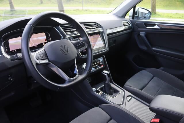 Volkswagen TIGUAN 1.4 TSI 245pk eHybrid Elegance IQ.Light/DCC/ACC/360/Keyless/Headup/Navi Pro/Virtual Cockpit/Trekhaak wegkl.