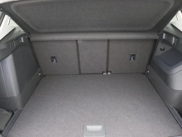 Volkswagen TIGUAN 1.5 eHybrid Life Edition Trekhaak, 19" LM Velgen, Keyless, Achteruitrijcamera, Side Assist, Navi via Apple Carplay/Android Auto, Adaptieve Cruise Control, Stoel-Stuurverwarming, Elektr. Achterklep