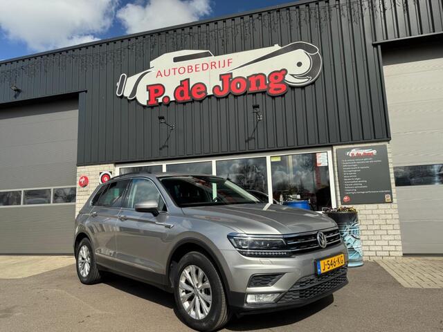 Volkswagen TIGUAN 1.4 TSI HIGHLINE Trekhaak Stoelverwarming Carplay Acc 4motion Navi