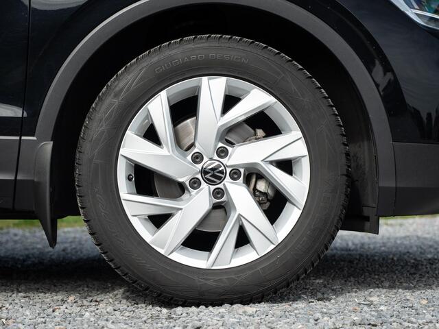 Volkswagen TIGUAN 1.5 TSI Elegance // winter pakket // PDC // ACC