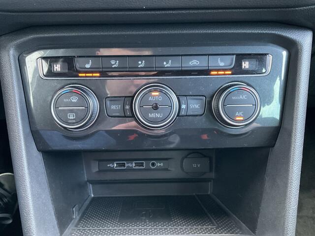 Volkswagen TIGUAN 1.5 TSI R-Line Business Pano Carplay Massage Stoelverw Adap.Cruise Digitaal Vol opties!