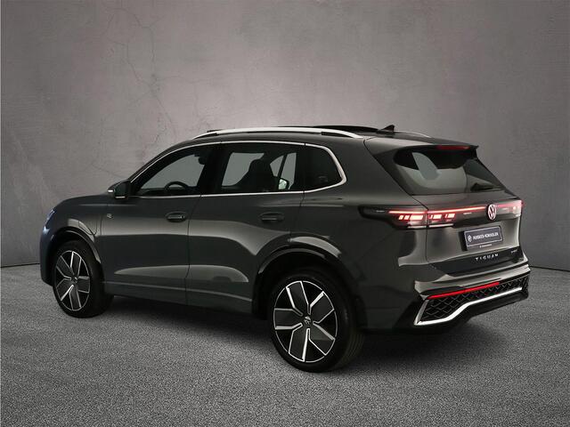 Volkswagen TIGUAN R-Line Edition 1.5 TSI eHybrid 272pk DSG Automaat Trekhaak, Adaptive cruise control, Panoramadak, Elektrische achterklep, Achteruitrijcamera