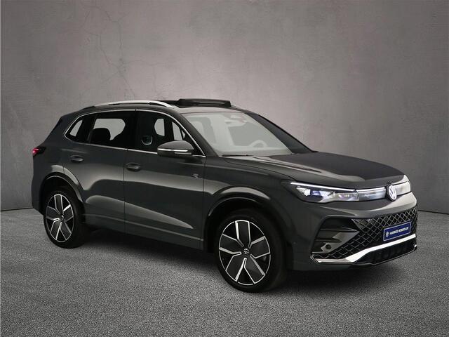 Volkswagen TIGUAN R-Line Edition 1.5 TSI eHybrid 272pk DSG Automaat Trekhaak, Panoramadak, Adaptive cruise control, Elektrische achterklep, Achteruitrijcamera