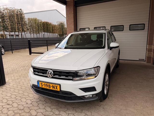 Volkswagen TIGUAN 1.5 TSI 150pk pano trekh massage alcantara