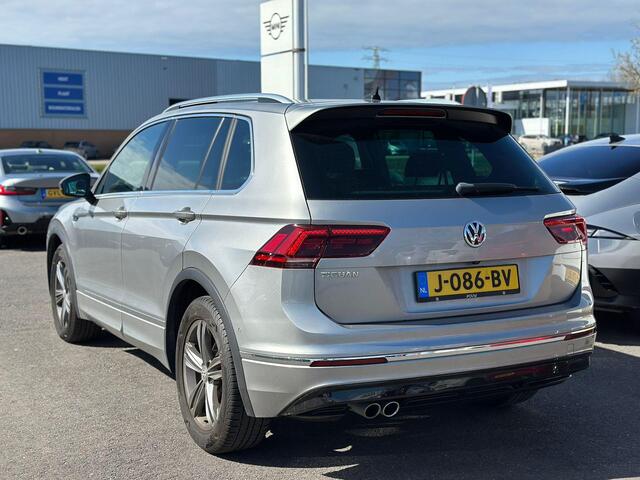 Volkswagen TIGUAN 1.5 TSI Comfortline Business R-Line | Camera | LED | Keyless | 19"