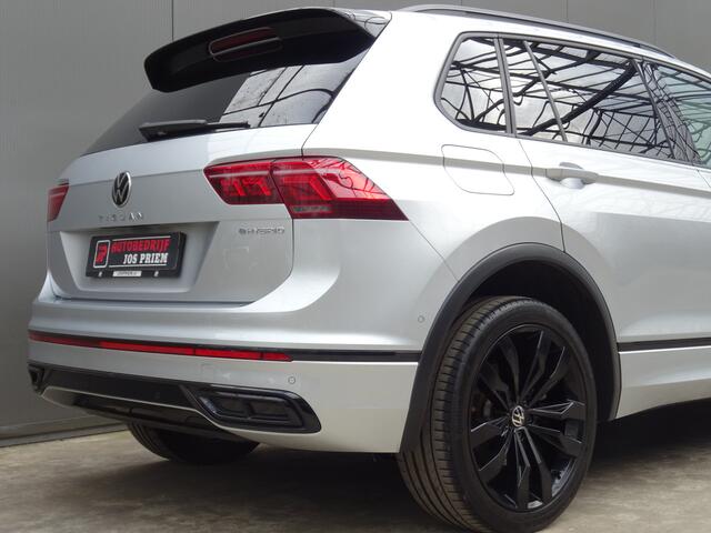 Volkswagen TIGUAN 1.4 TSI eHybrid R-Line Business * PANORAMAKDAK * 40 KM ACCU RANGE !!