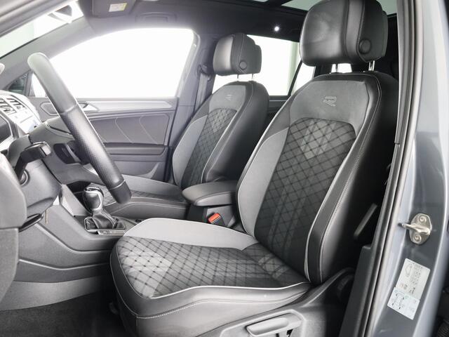 Volkswagen TIGUAN 1.4 TSI eHybrid R-Line Business+ 245 pk Automaat (DSG) | Verlengde garantie | Navigatie | Panoramadak | Trekhaak (afneembaar) | Parkeersensoren (Park assist) | Achteruitrijcamera | Stoelverwarming |