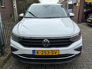 volkswagen-tiguan-1.5-tsi-life-busi