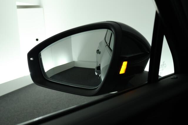 Volkswagen TIGUAN 1.5 272pk eHybrid R-Line Business Black Style 360Camera Head-Up Keyless Massage Carplay