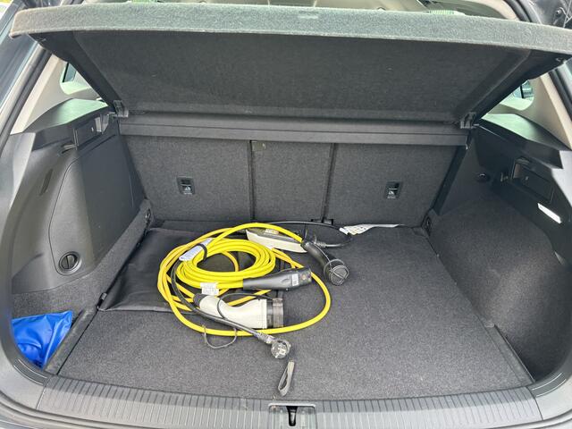 Volkswagen TIGUAN 1.5 eHybrid PHEV Automaat Life Edition Carplay / Full LED / Digi-dash