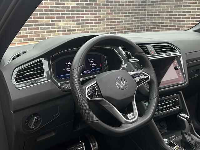 Volkswagen TIGUAN 1.5 TSI R-Line Business+ Panorama IQ Trekhaak Sfeer Virtual