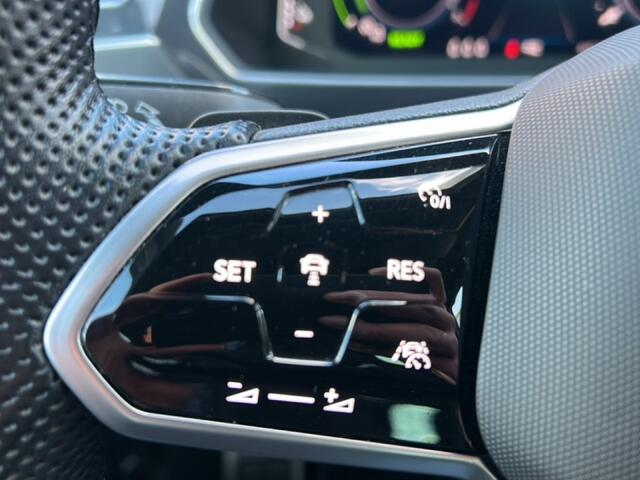 Volkswagen TIGUAN 1.4 TSI HYBRID R-LINE TREKHAAK/ELEK-KLEP/360CAM/IQ/ACC/STOEL+STUURVERW