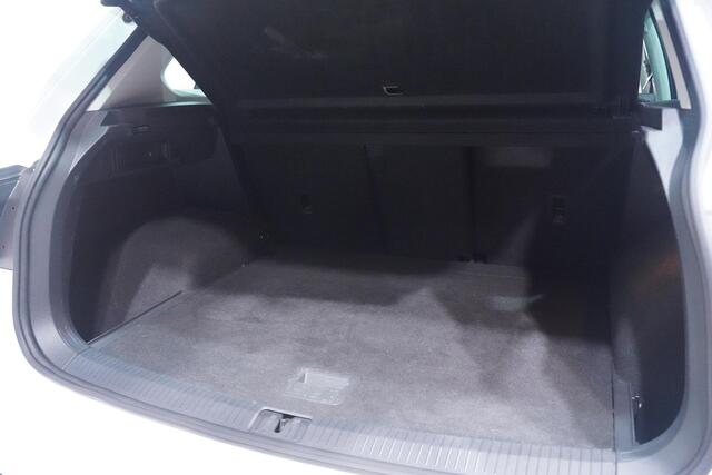 Volkswagen TIGUAN 1.4 TSI ACT Comfortline Panodak Navi Led koplampen Achteruitrijcamera