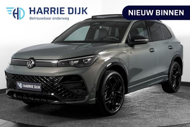 Volkswagen TIGUAN 1.5 eHybrid 272 PK R-Line | Black Style | Elek. Trekhaak | S/K-panodak | Adapt. Cruise | Stoel-+stuurverw. | Elek. Klep | Camera | PDC | App. Connect | LM 20" | 7936