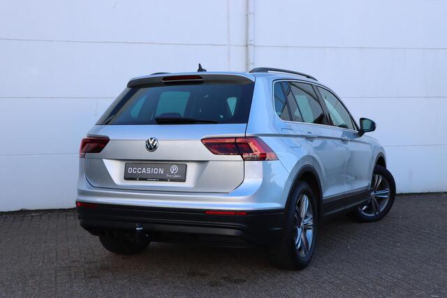 Volkswagen TIGUAN 1.5 TSI ACT Comfortline Trekhaak | Sensoren | Carplay