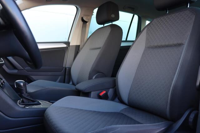 Volkswagen TIGUAN 1.5 TSI ACT Comfortline Trekhaak | Sensoren | Carplay