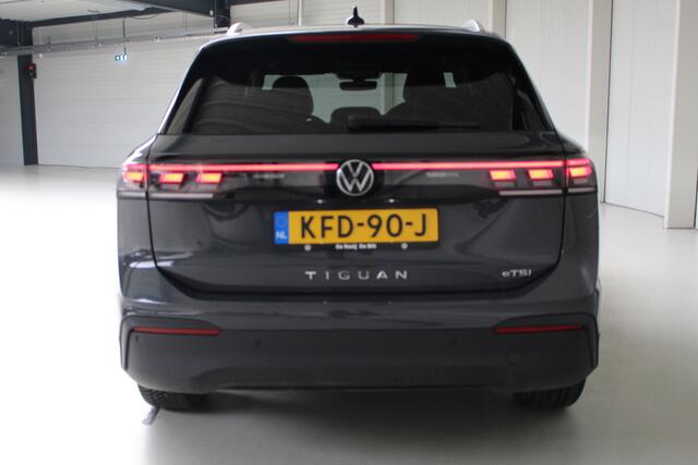 Volkswagen TIGUAN 1.5 eTSI Life Goal Edition Navigatie | Trekhaak | Matrix Led | Keyless Entry | Easy Open achterklep