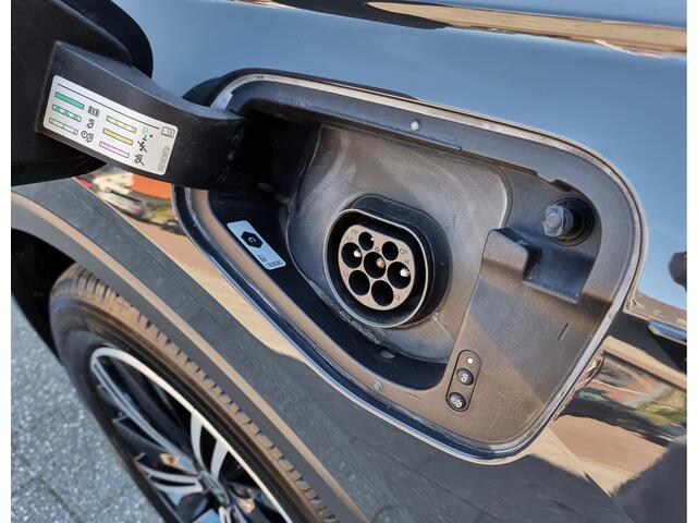 Volkswagen TIGUAN 1.4 TSI eHybrid Plug-in | 245pk | Ad.cruise | Camera | Rijklaar | Smetteloze staat!