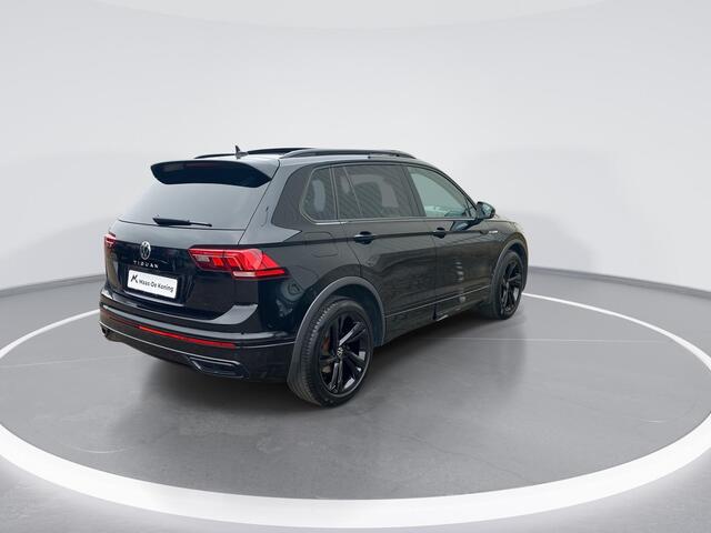 Volkswagen TIGUAN 1.5 TSI 150pk DSG R-Line Black Style · Panoramadak · Matrix LED · Apple/Android Car Play · Stuur- & Stoelverwarming · ACC ·