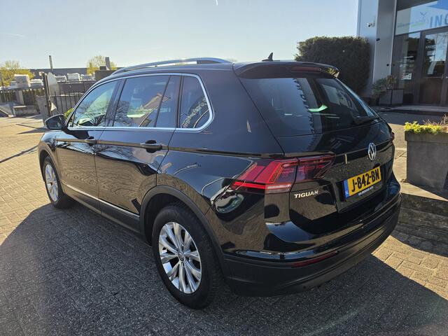 Volkswagen TIGUAN 1.5 TSI Comfortline Business