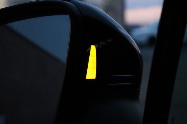 Volkswagen TIGUAN 1.5 TSI 150PK DSG R-Line Business+ |PANO|BLACK-STYLE|IQ.LIGHT|20-INCH|