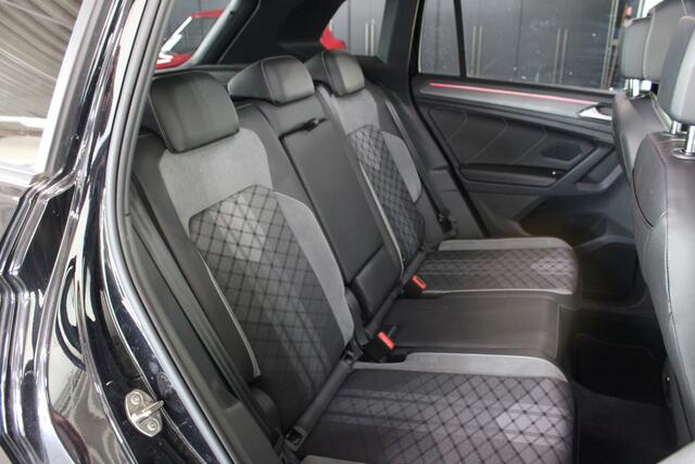 Volkswagen TIGUAN 1.4 TSI eHybrid R-Line Business+ Pano / 20'' LMV / Matrix LED / Elektr.. Klep / Camera /