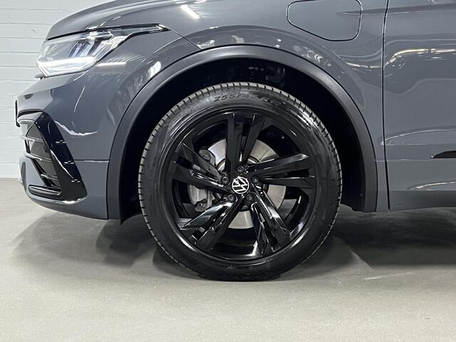 Volkswagen TIGUAN 1.4 TSI eHybrid R-Line Business Trekhaak | Adapt. cruise | Opendak | Achteruitrij camera | Stuur-/stoelverwarming | Carplay