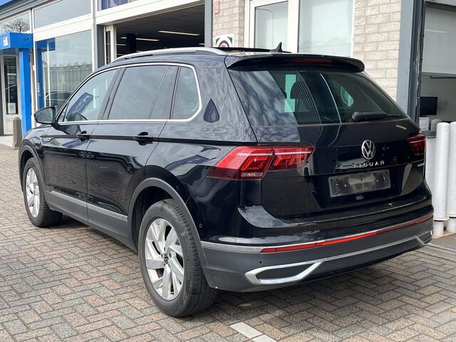 Volkswagen TIGUAN 1.4 TSI eHybrid Elegance / AUTOMAAT/ PANO/ ACC/ PARK.SENSOR./ CAMERA/ APP-CONNECT/ KEYLESS/ ELEK.ACHTERKLEP/ DIGITAL DASH/ NAVI/ DAB/ CLIMA/ LED/ 18'' LMV