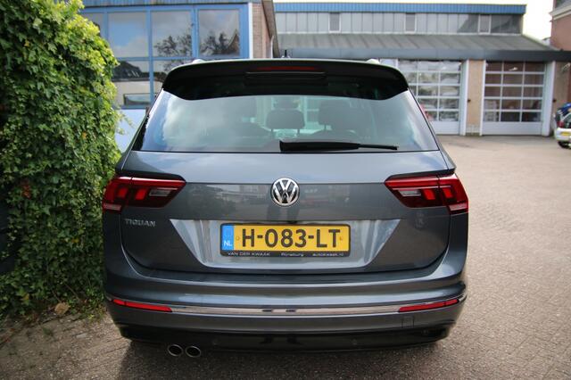 Volkswagen TIGUAN 1.5 TSI Highl. Bus R