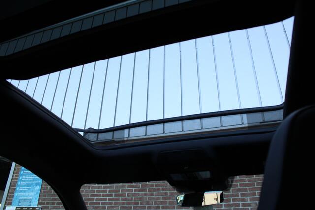 Volkswagen TIGUAN 1.5 eTSI 150PK DSG R-Line |PANO-DAK|BLACK-STYLE|TREKHAAK|IQ.DRIVE|CAMERA|