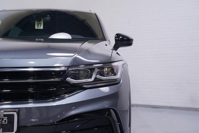 Volkswagen TIGUAN Allspace 1.5 TSI R-Line Business+ 7p. 1e Eig. NAP R-Line int/ext. Black Style Stoel-/stuur verwarming Apple Carplay Led matrix