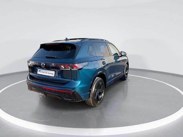 Volkswagen TIGUAN 1.5eHybrid 200kW/272PK R-Line Black Style DSG · Panoramadak · Leder · Trekhaak · 360°Camera · Harman Kardon · Garantie t/m 09-01-2027