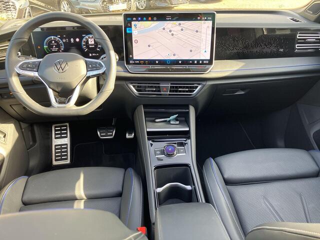 Volkswagen TIGUAN 1.5eHybrid 200kW/272PK R-Line Black Style DSG · Panoramadak · Leder · Trekhaak · 360°Camera · Harman Kardon · Garantie t/m 09-01-2027