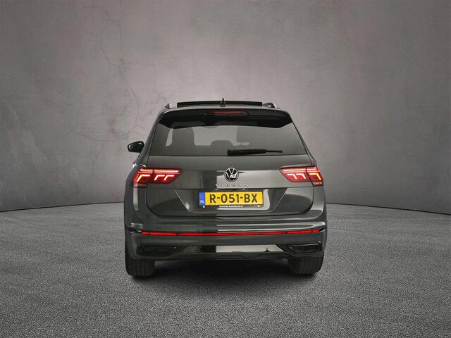 Volkswagen TIGUAN R-Line Business+ 1.5 TSI 150pk DSG Automaat Trekhaak, Panoramadak, Adaptive cruise control, Black style, Achteruitrijcamera, LED matrix koplampen