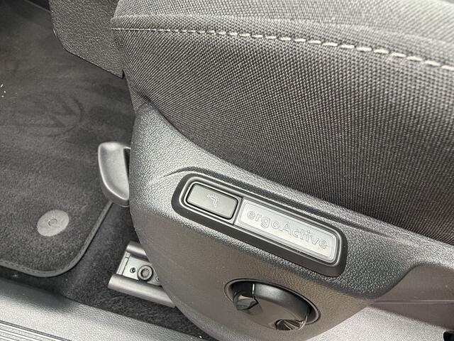 Volkswagen TIGUAN 1.4 TSI ACT 150PK AUT. *!* R-LINE *!* NAVI/ CARPLAY/ LED/ CAMERA/ MASSAGE *!*