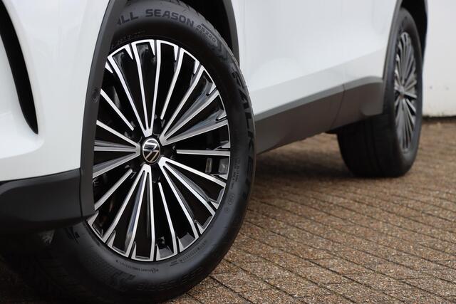 Volkswagen TIGUAN 1.5 eTSI Life Edition | IQ.Light | Trekhaak | Adaptive