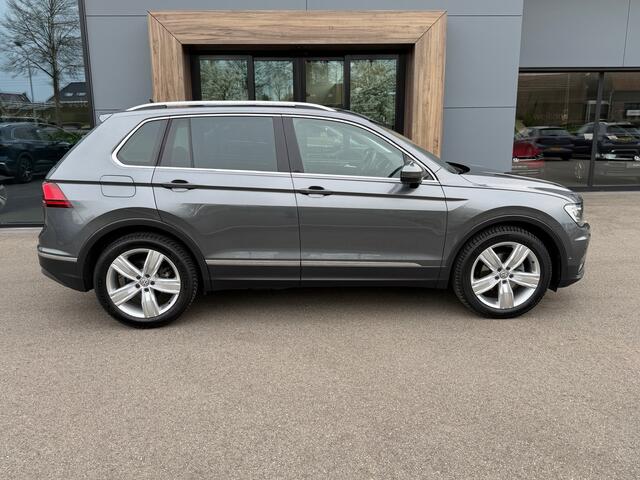 Volkswagen TIGUAN 1.5 TSI ACT 150pk DSG Highline | Camera | Virtual | Trekhaak | Keyless | Elek. Achterklep | Carplay | Rijklaar incl. 1 jaar Bovag garantie