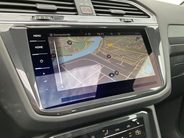 Volkswagen TIGUAN 1.5TSI/150PK R-Line DSG · Panoramadak · Harman Kardon sound · Apple/Android Car Play · Camera + Parkeersensoren · Stoelverwarming ·