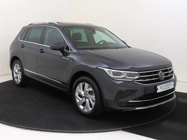 Volkswagen TIGUAN 1.4 TSI eHybrid Elegance | Panoramadak | Dodehoek detectie | Parkeerassistent | Keyless | Achteruituitrijcamera | LED matrix verlichting | Adaptieve cruise control |