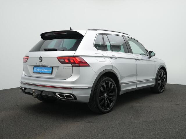 Volkswagen TIGUAN 1.4 TSI 245 pk DSG eHybrid R-Line Business+ | Trekhaak | Stuur-/achterbankverwarming | Achteruitrijcamera | Adaptive Cruise | Navigatie
