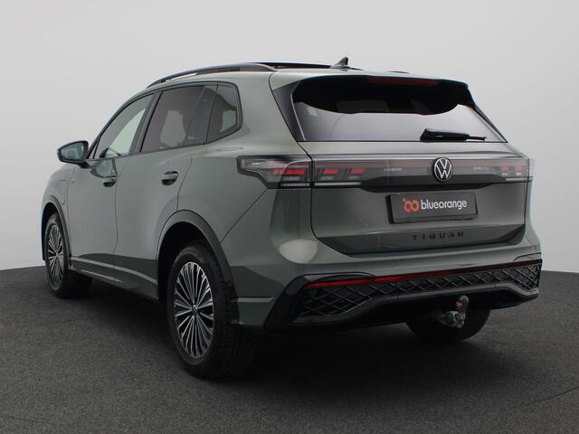 Volkswagen TIGUAN 1.5 eHybrid R-Line Edition 272PK DSG Prijs incl 20" zomerset, Pano-Schuifdak, Trekhaak, Harman Kardon, Black Style, 360gr. Camera, Head-Up Display, Matrix-LED Verlichting, Leder, Memorystoel