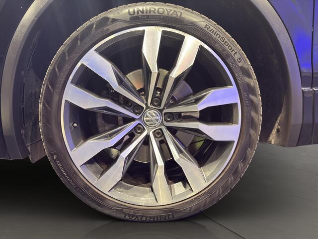 Volkswagen TIGUAN 2.0 TSI 4Motion Highline Business R-Line Exterieur | Pano | Leder Elektr. stoelen en verw.| 20"| Digitaal Display |