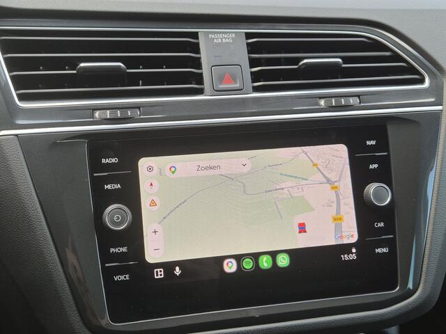 Volkswagen TIGUAN 1.4 TSI eHybrid Elegance / Trekgewicht 1.800 kg / Stuur- & Stoel verwarming / Achteruitrijcamera / Adaptief cruise control / Elektrische achterklep / Apple Carplay Android Auto / Climate control / Draadloze telefoon lader /