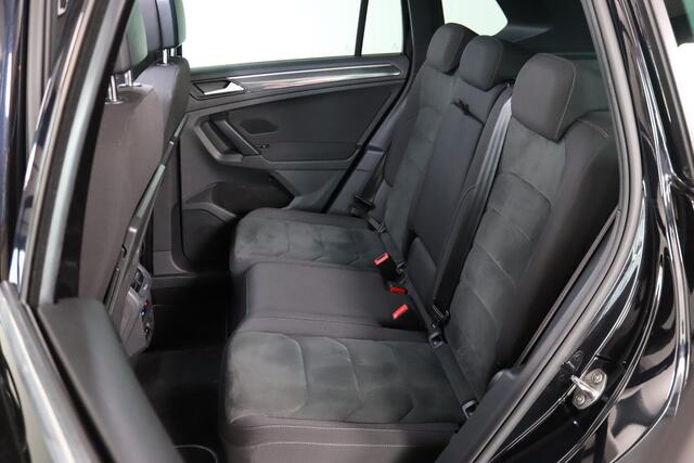 Volkswagen TIGUAN 1.5 TSI R-line Panoramadak, Camera, LED, Keyless, ACC, Massage