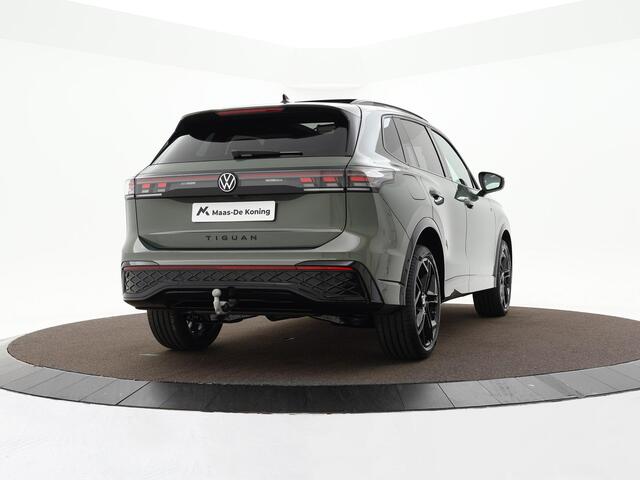 Volkswagen TIGUAN R-Line Edition 1.5 eHybrid 204 PK 6 versn. DSG · Black Style Pakket · Panoramaschuif-kanteldak · Trekhaak inklapbaar, met elektrische ontgrendeling, incl. aanhangermanoeuvreerhulp Trailer Assist · Prijs is inclusief inruilpremie