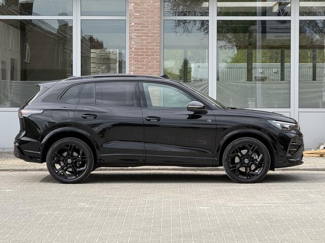 Volkswagen TIGUAN 1.5 eHybrid R-Line Edition 272pk Leer | H&K | HUD | Trekhaak